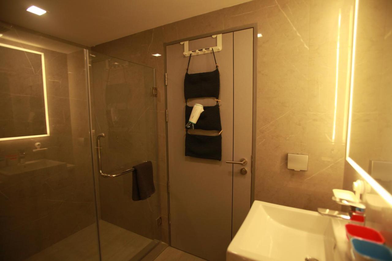 Huahin Dusitd2 Residences, Apartments Near Beach Esterno foto